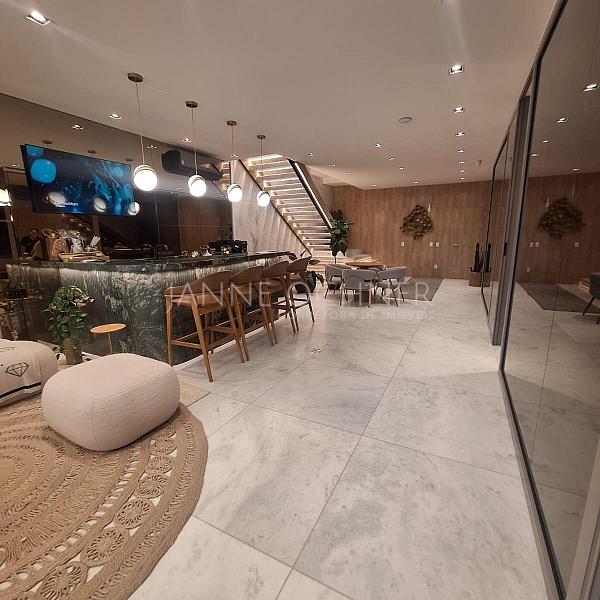 Oportunidade Única: Loja com Pé-Direito Duplo no Coração de Balneário Camboriú — foto 11