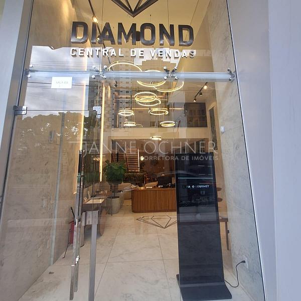 Oportunidade Única: Loja com Pé-Direito Duplo no Coração de Balneário Camboriú — foto 17