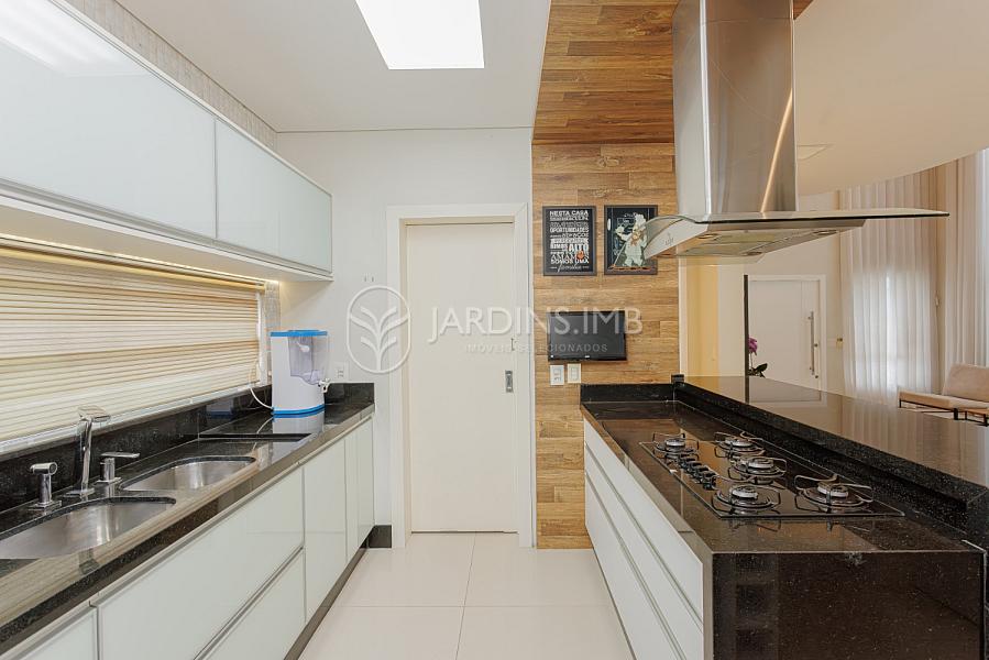 CASA 3 SUÍTES - CONDOMÍNIO FECHADO — foto 8