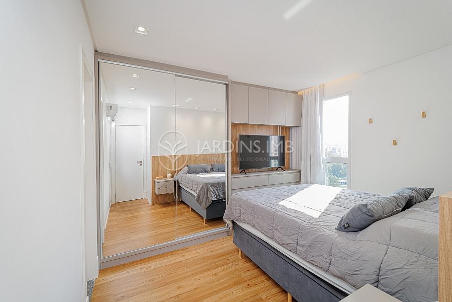 APARTAMENTO COM 3 DORMITÓRIOS NO CENTRO — foto 13