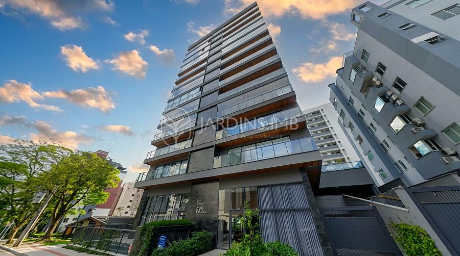 APARTAMENTO COM 3 SU�TES NO ATIRADORES 1