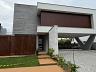CASA  EM CONDOMINIO FECHADO COM 4 SU�TES 4