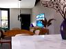 CASA EM CONDOM�NIO FECHADO NO GL�RIA 14