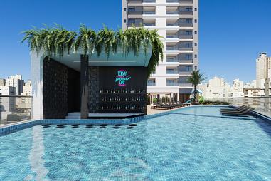 Bruxelas Residence em Meia Praia