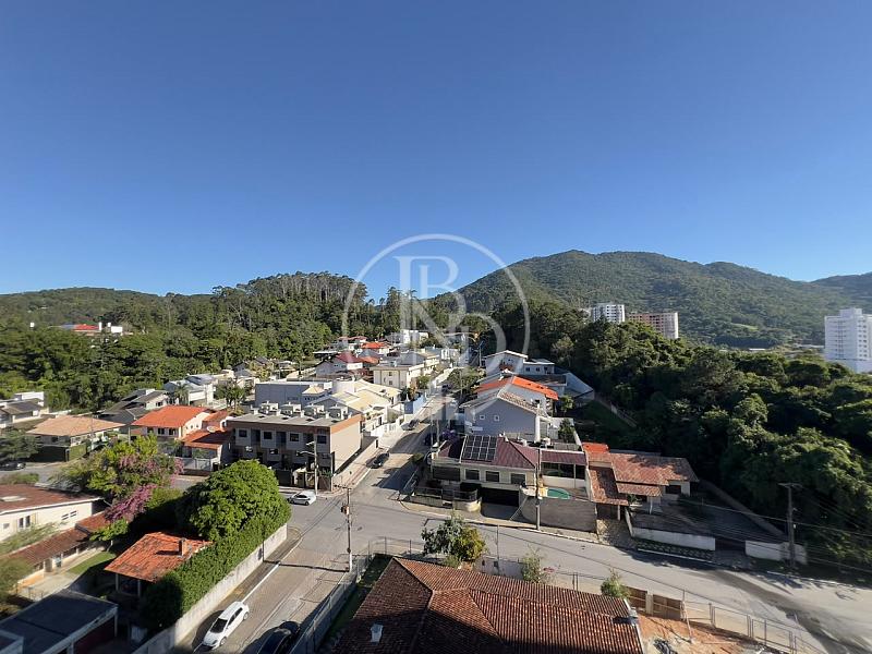 Apartamento no Residencial Catania 12