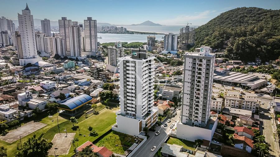 Apartamento no Residencial Lago Louise 12