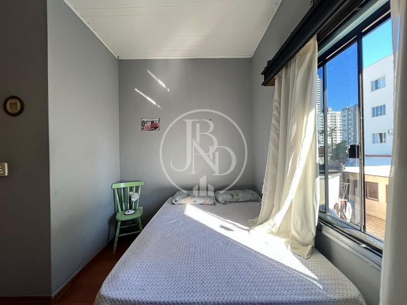 Casa � venda na Vila Oper�ria 13