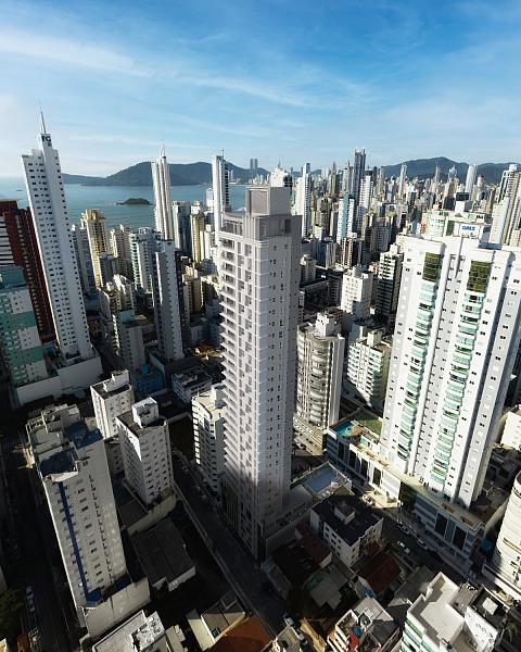 4 suítes + 3 vagas - Completa área de lazer — foto 12