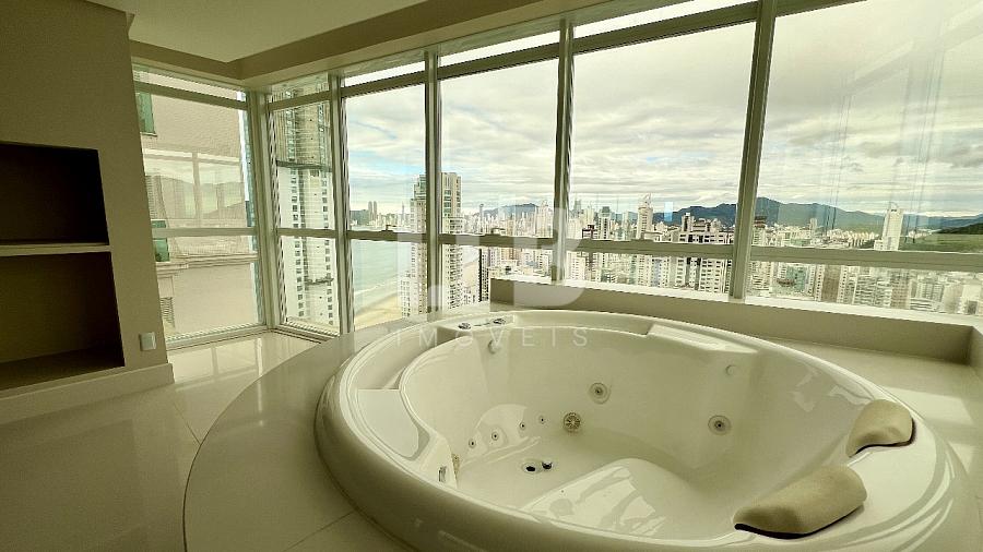 Apartamento com 4 suítes e vista mar em Balneário Camboriú. — foto 5