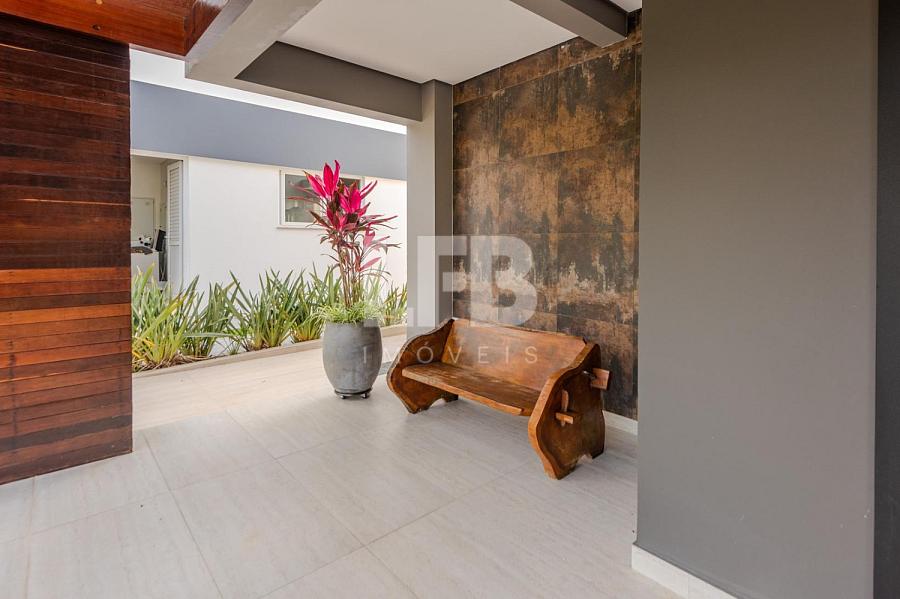 Casa com 4 suítes no Condomínio Haras Rio do Ouro em Balneário Camboriú — foto 8