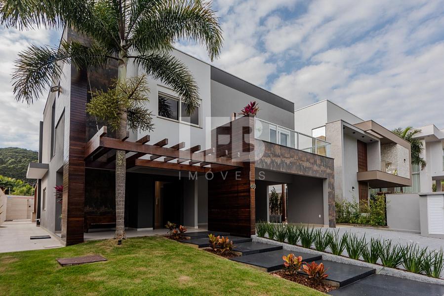 Casa com 4 suítes no Condomínio Haras Rio do Ouro em Balneário Camboriú — foto 2