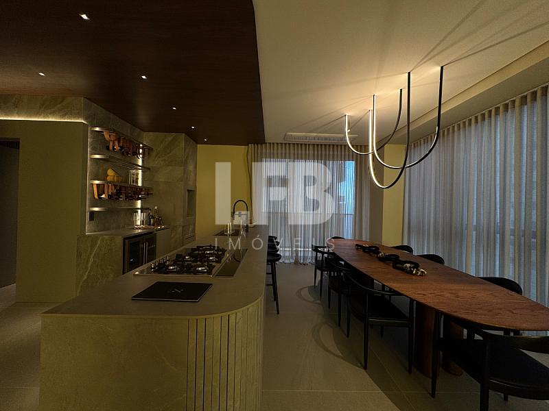 Apartamento com 4 quartos à venda, 180m², 5 banheiros, 3 garagens - Centro - Balneário Camboriú — foto 5