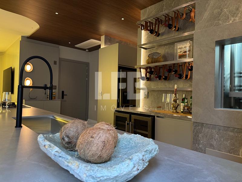 Apartamento com 4 quartos à venda, 180m², 5 banheiros, 3 garagens - Centro - Balneário Camboriú — foto 7