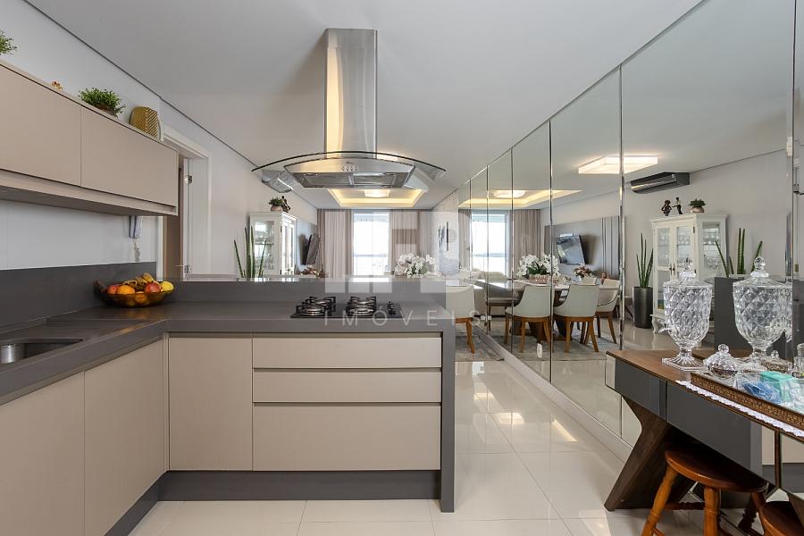 Apartamento Mobiliado com 3 Dorm. (1 Suíte) no Amores da Brava — foto 5