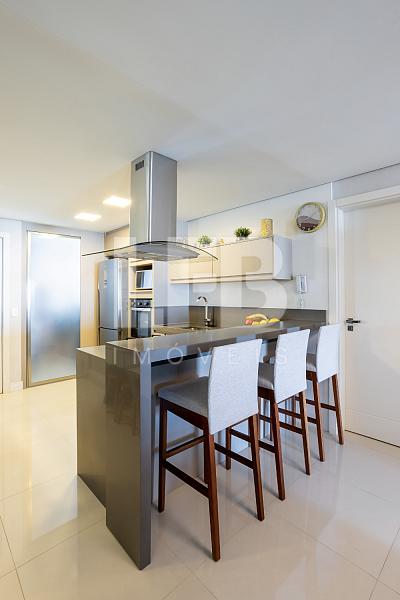 Apartamento Mobiliado com 3 Dorm. (1 Suíte) no Amores da Brava — foto 8