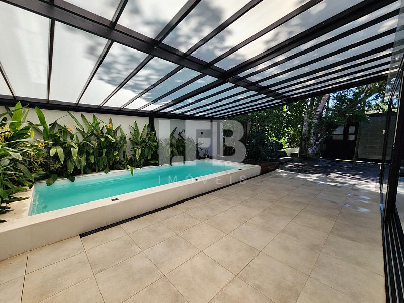 Casa mobiliada com 4 suítes no condomínio Bella Vista — foto 2