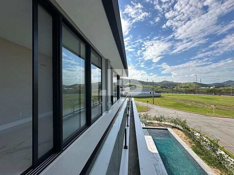 Casa de alto padrão com 5 suítes no Condomínio Caledônia - Camboriú — foto 14