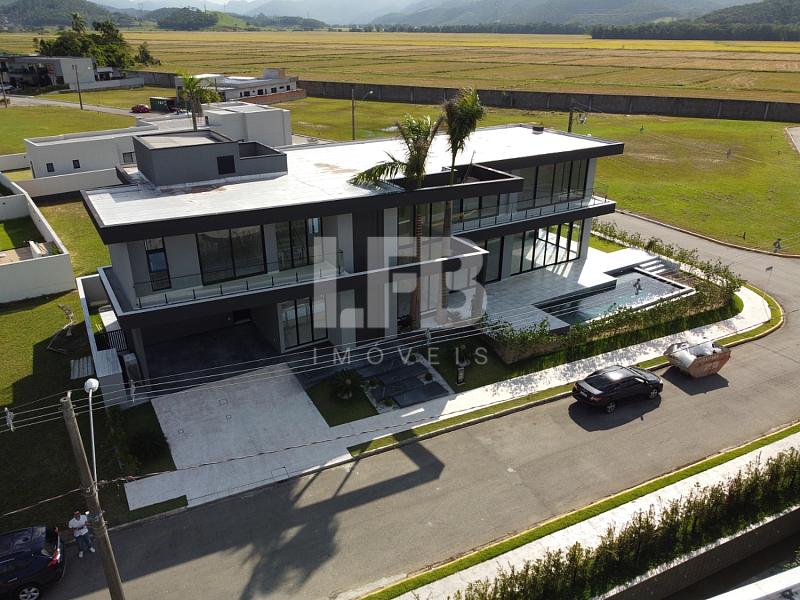 Casa de alto padrão com 5 suítes no Condomínio Caledônia - Camboriú — foto 28