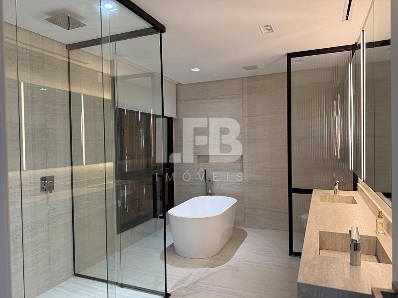 Casa mobiliada com 5 suítes no Condomínio Caledônia - Camboriú — foto 31