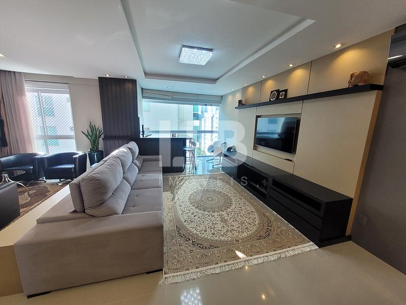 Apartamento com  3 suítes no Bairro Pioneiros, Balneário Camboriú — foto 3