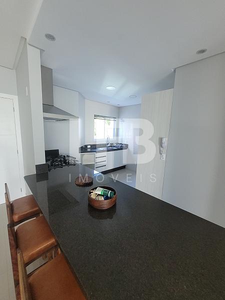 Apartamento com  4 suítes no Bairro Pioneiros, Balneário Camboriú — foto 6