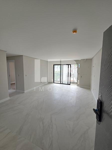 Apartamento com 2 quartos à venda, 80m², 3 banheiros, 2 garagens - Praia Brava - Itajaí — foto 2