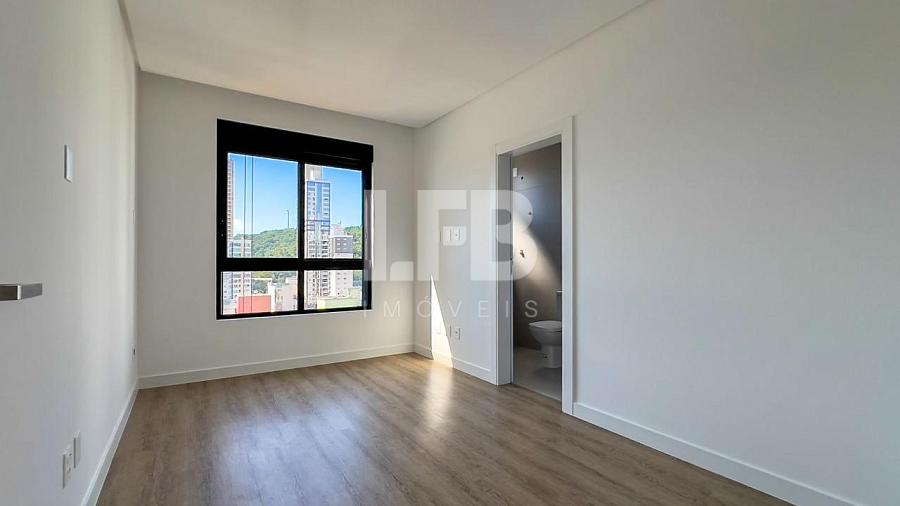 Apartamento com 4 suítes e 146m2 no Torre de Booz em Balneário Camboriú — foto 7
