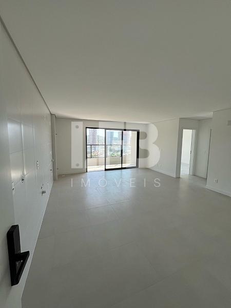 Apartamento com 2 quartos à venda, 84m², 3 banheiros, 2 garagens - Praia Brava - Itajaí — foto 3