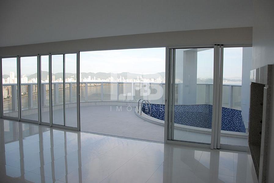 Cobertura Duplex Frente Mar com 6 Suítes e Piscina no Ibiza Towers em Balneário — foto 2