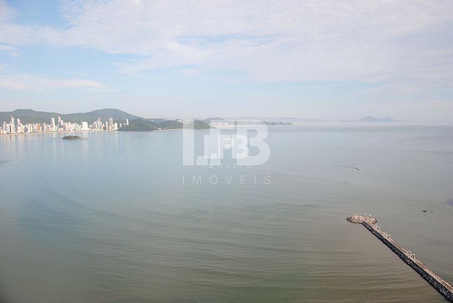 Cobertura Duplex Frente Mar com 6 Suítes e Piscina no Ibiza Towers em Balneário — foto 10