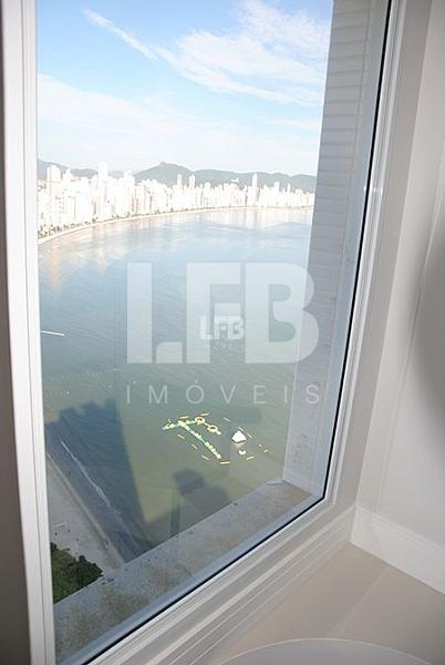 Cobertura Duplex Frente Mar com 6 Suítes e Piscina no Ibiza Towers em Balneário — foto 12
