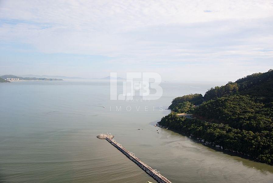 Cobertura Duplex Frente Mar com 6 Suítes e Piscina no Ibiza Towers em Balneário — foto 11