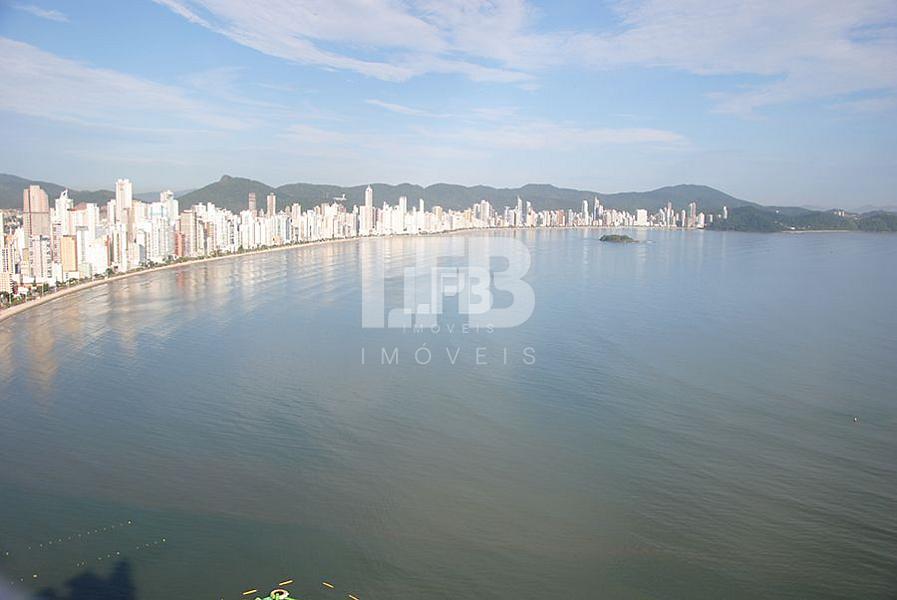 Cobertura Duplex Frente Mar com 6 Suítes e Piscina no Ibiza Towers em Balneário — foto 9