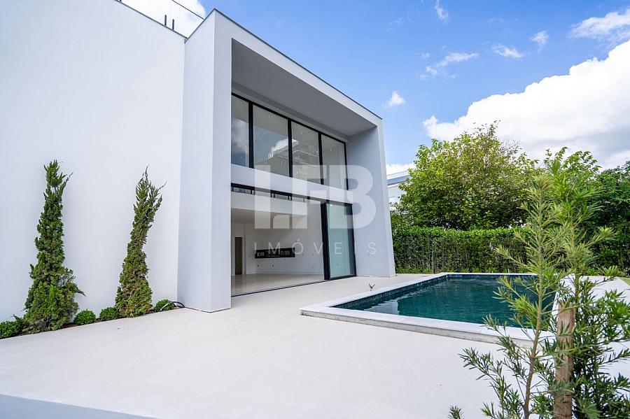 Casa de luxo à venda no Porto Riviera Exclusive – 520m², 4 suítes e vista para o mar na Praia Brava — foto 2