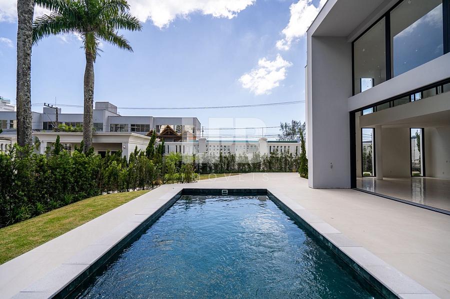 Casa de luxo à venda no Porto Riviera Exclusive – 520m², 4 suítes e vista para o mar na Praia Brava — foto 3