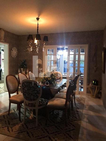 Casa na Praia dos Amores em Balneário Camboriú com 5 dormitórios, piscina e quiosque — foto 35