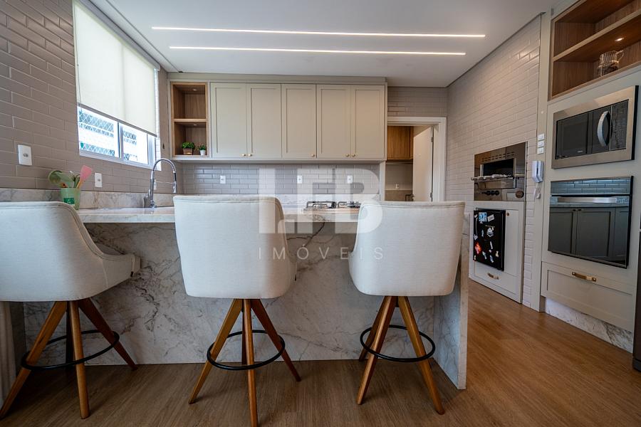 Apartamento com 3 quartos à venda, 130m², 4 banheiros, 2 garagens - Centro - Balneário Camboriú — foto 4