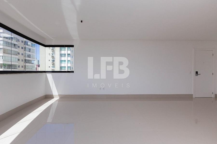 Apartamento com 4 quartos à venda, 150m², 5 banheiros, 3 garagens - Centro - Balneário Camboriú — foto 2