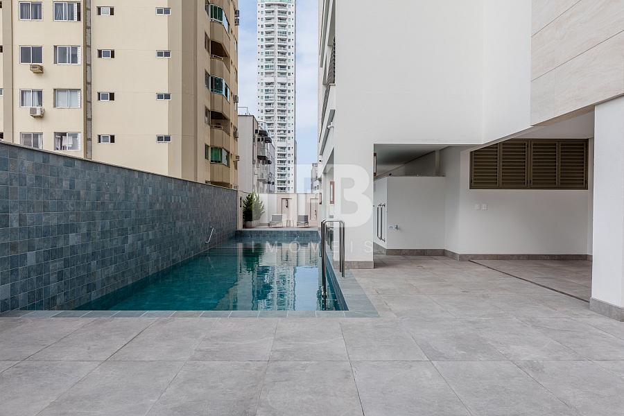 Apartamento com 4 suítes e 3 vagas no Charmant Residence em Balneário Camboriú – 131m² privativos — foto 3