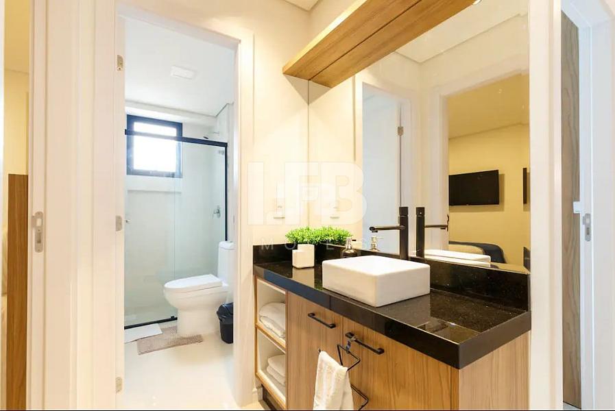 Apartamento Mobiliado na Praia Brava — foto 11