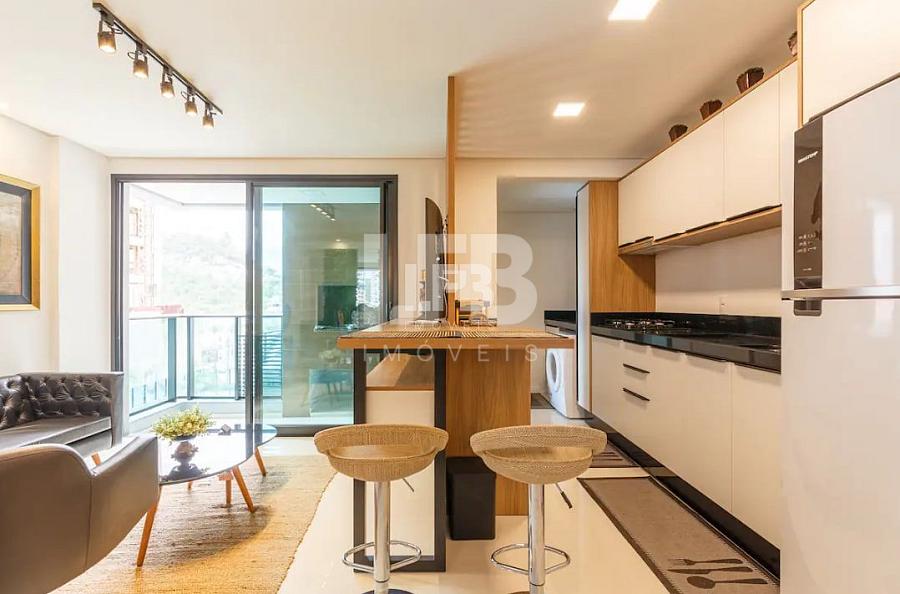 Apartamento Mobiliado na Praia Brava — foto 2