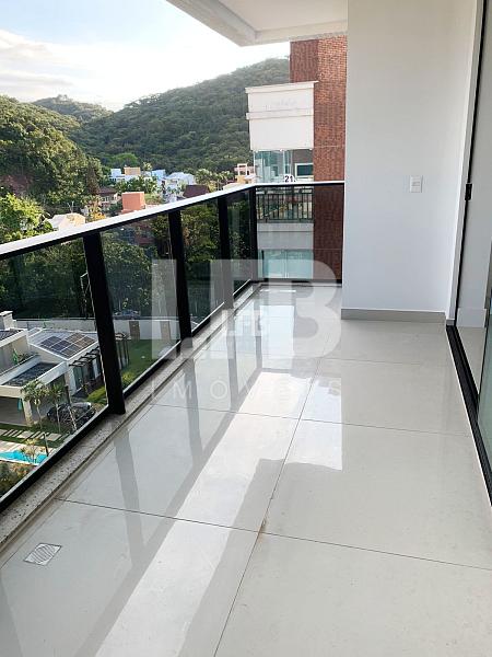 Cobertura triplex mobiliada com 4 suítes, vista mar na Praia Brava. — foto 6