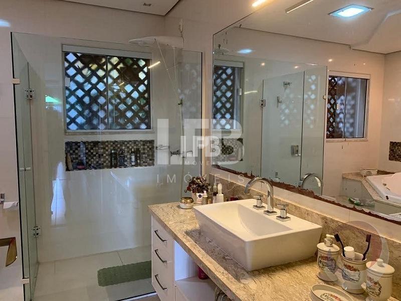 Casa em Florianópolis com 6 dormitórios, mobiliada e com vista mar — foto 25