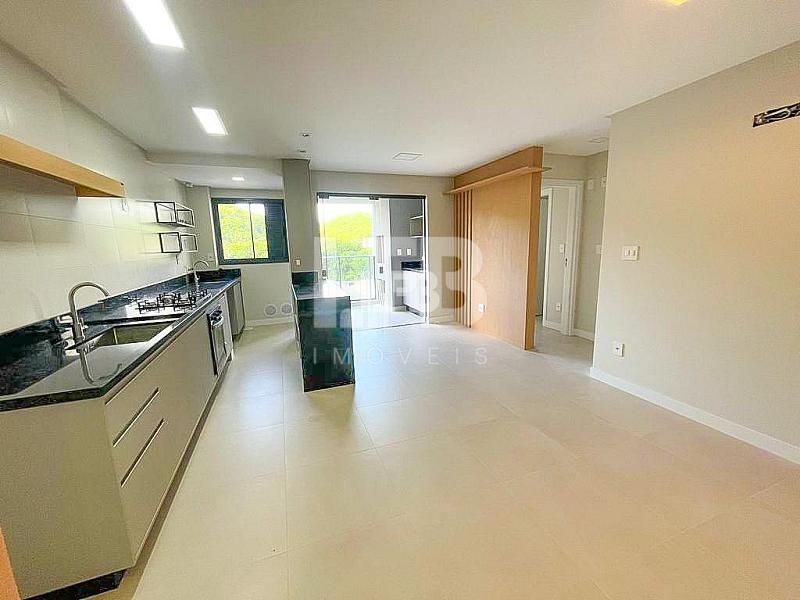 Apartamento na Praia Brava semi mobiliado com 2 dormitórios e 1 vaga de garagem — foto 6