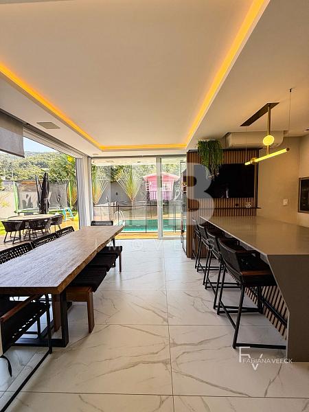 Casa em Condomínio com 4 quartos à venda, 420m², 5 banheiros, 4 garagens - Ariribá - Balneário Camboriú — foto 3