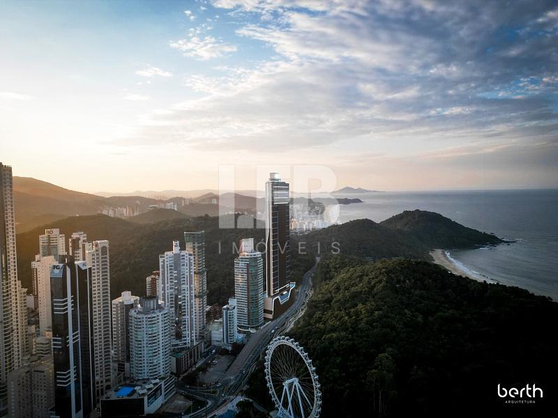 Apartamento no Metropolitan com 195 m� e 4 Su�tes em Balne�rio Cambori� 1