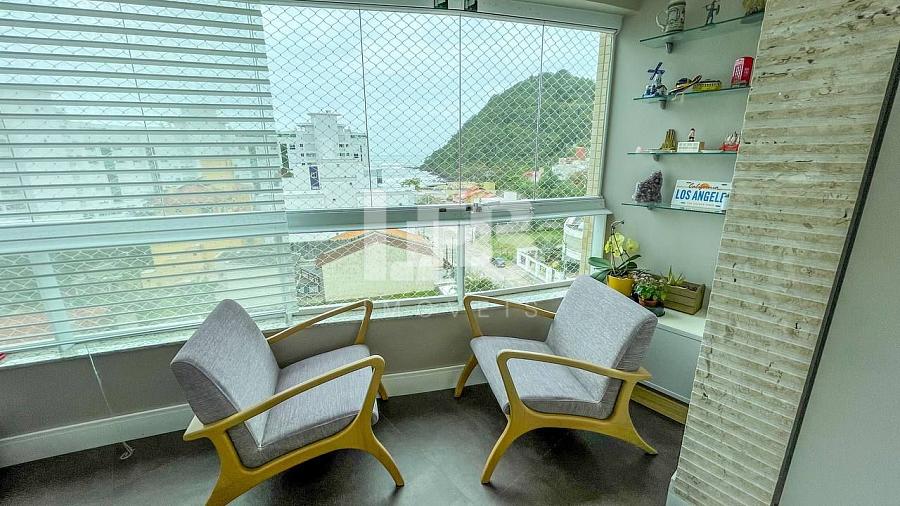 Apartamento no Porto Madeiro na Praia Brava — foto 10