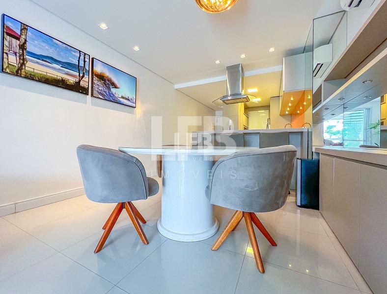 Apartamento Mobiliado com 3 Dorm. (1 Suíte) no Amores da Brava a 160m do Mar na — foto 7