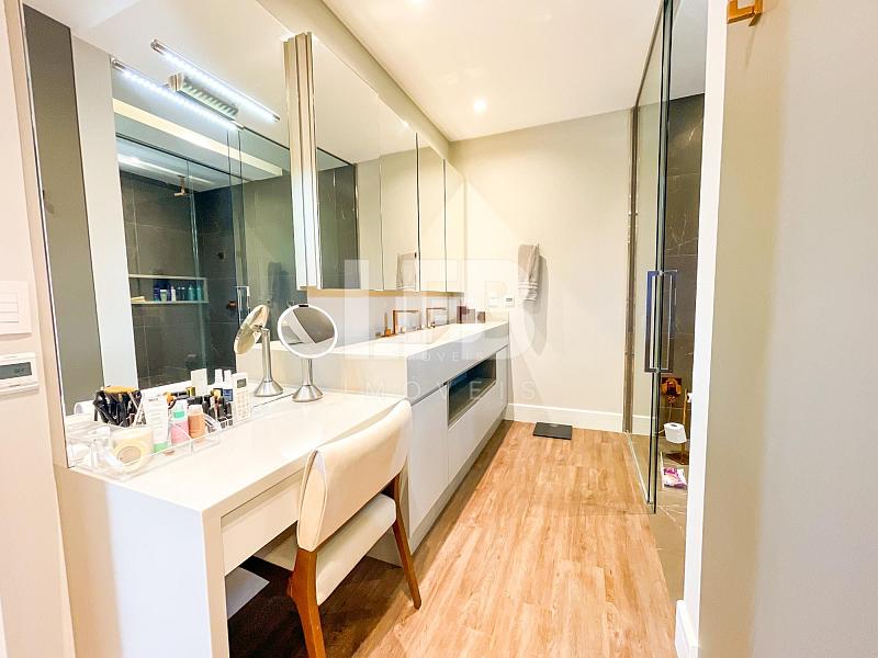 Casa de alto padrão com 4 suítes localizada no condomínio Horizontal Praia Brava — foto 43