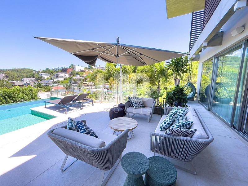 Casa de alto padrão com 4 suítes localizada no condomínio Horizontal Praia Brava — foto 25